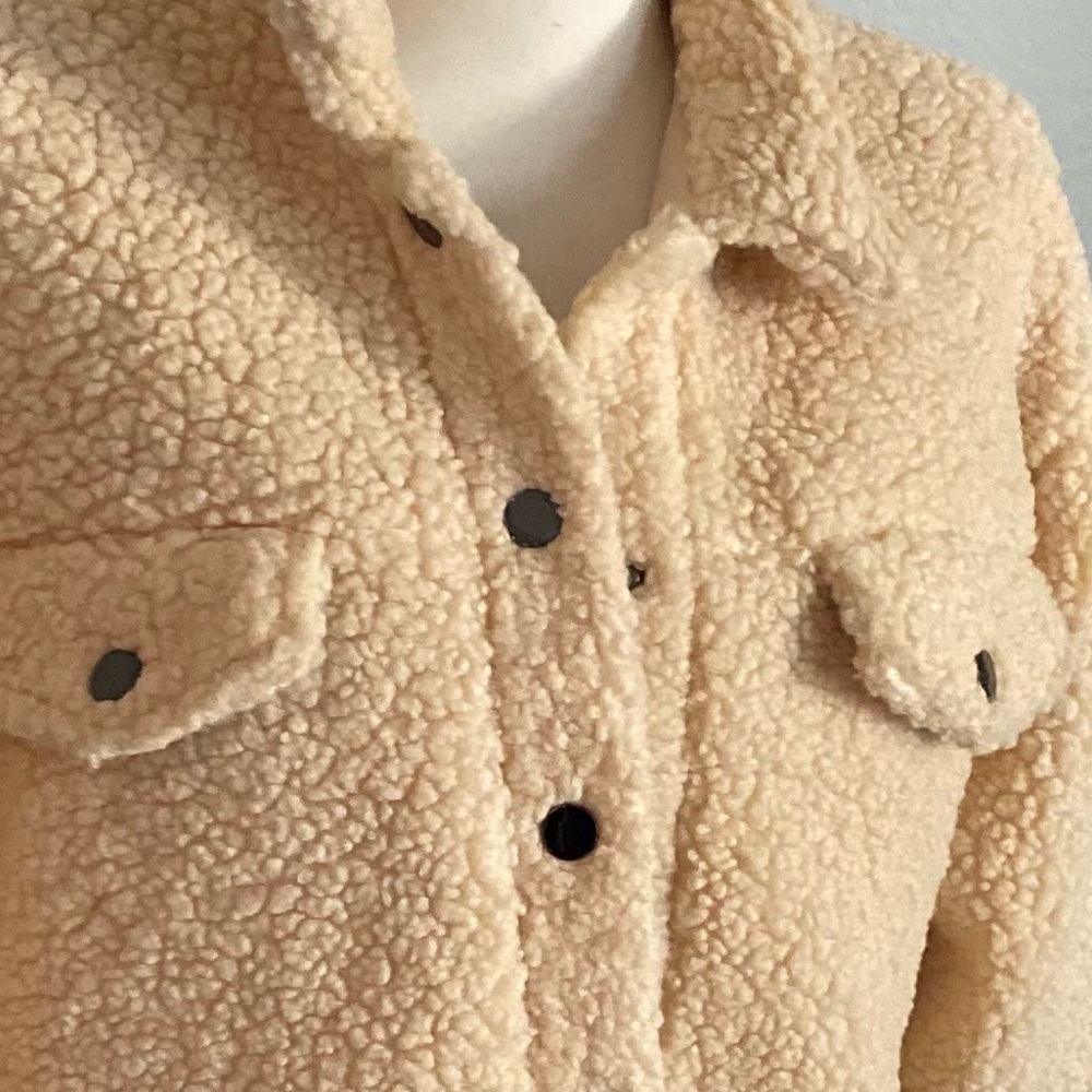 SHEIN Teddy Shearling Jacket Size Medium - Picture 4 of 8